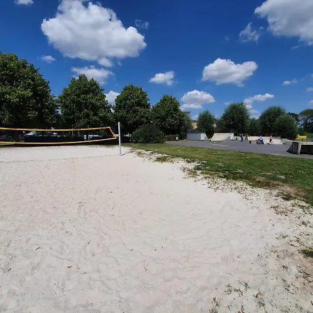 호텔 Jufa Im Brueckenkopfpark - 3*