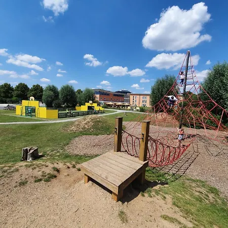 Jufa Im Brueckenkopfpark - 호텔 3*