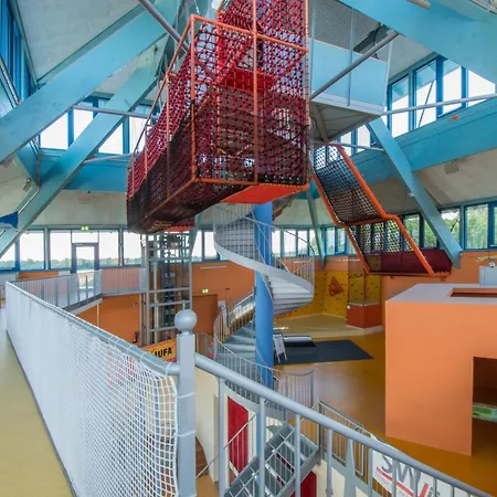 Jufa Im Brueckenkopfpark -