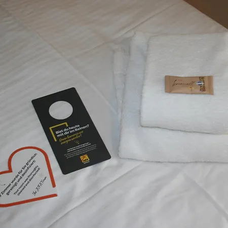 Jufa Im Brueckenkopfpark - 3* Jülich