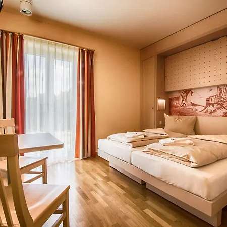 Otel Jufa Im Brueckenkopfpark - 3*