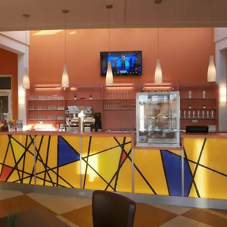 Jufa Im Brueckenkopfpark - 3* Jülich