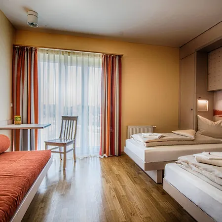 Jufa Im Brueckenkopfpark - Hotel