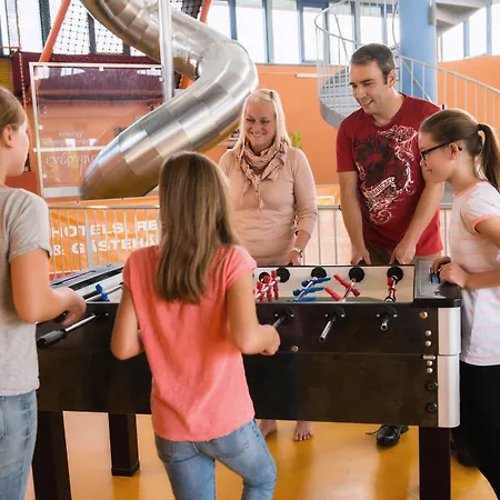 Szálloda Jufa Im Brueckenkopfpark -