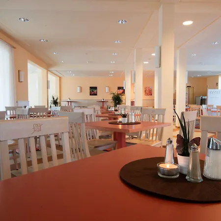 Jufa Im Brueckenkopfpark - Otel