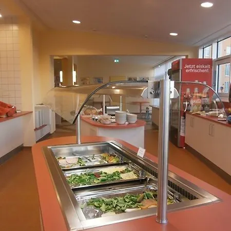 Otel Jufa Im Brueckenkopfpark - Jülich