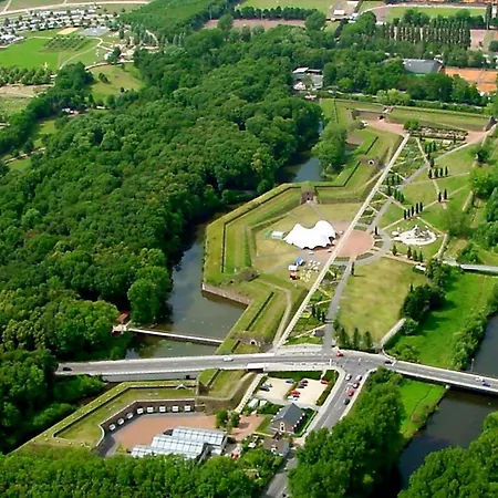Jufa Im Brueckenkopfpark - Отель