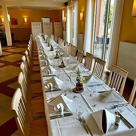Hotel Jufa Im Brueckenkopfpark -