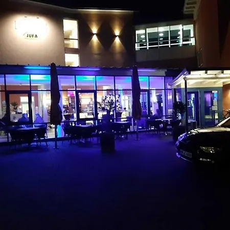 Jufa Im Brueckenkopfpark - 3* Jülich