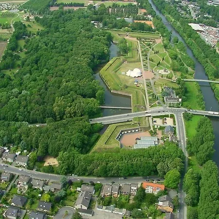 Jufa Im Brueckenkopfpark -