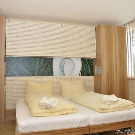 Hotel Jufa Im Brueckenkopfpark - 3*