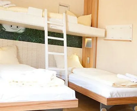 Otel Jufa Im Brueckenkopfpark - 3*