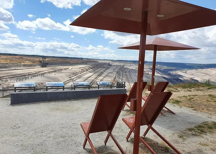 Jufa Im Brueckenkopfpark - Отель 3*