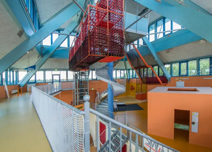 Jufa Im Brueckenkopfpark -