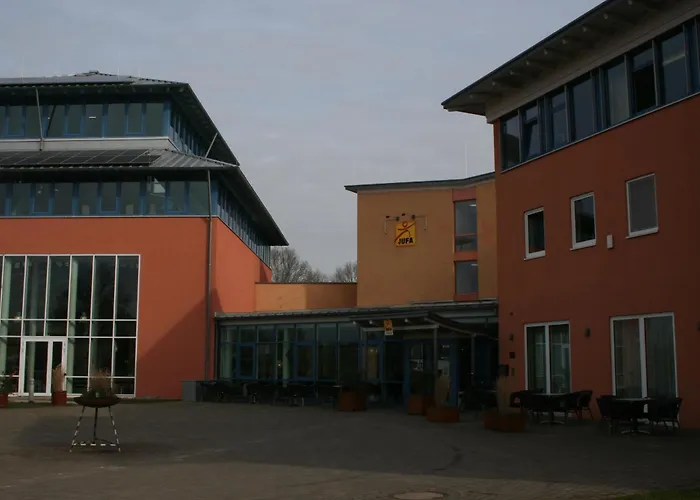 Jufa Im Brueckenkopfpark - Юлих