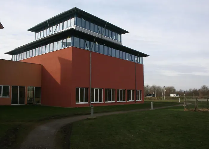 Hotel Jufa Im Brueckenkopfpark - 3*