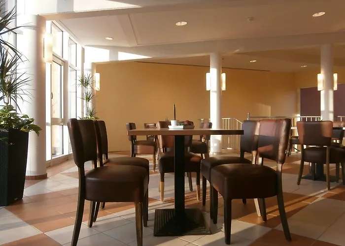 Jufa Im Brueckenkopfpark -