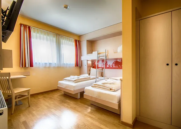 Hotel Jufa Im Brueckenkopfpark - Jülich