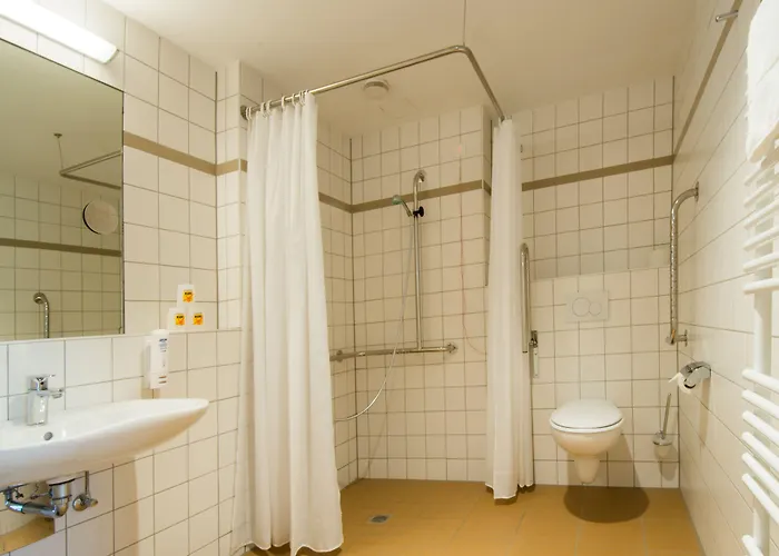 Jufa Im Brueckenkopfpark -