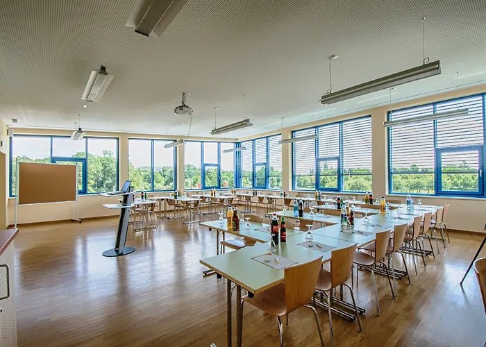 Hotel Jufa Im Brueckenkopfpark - Jülich