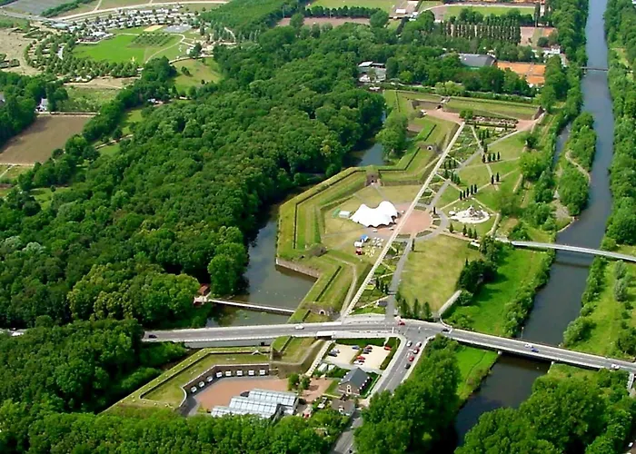 Jufa Im Brueckenkopfpark - Отель